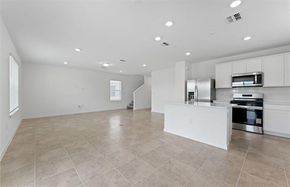 Spacious, unfurnished interior of a new home in Twisted Oaks, Wildwood (Image 11).