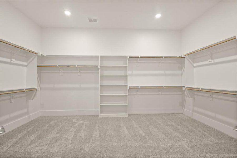 Spacious, unfurnished interior of a new home in Chapel View, Heath (Image 29).