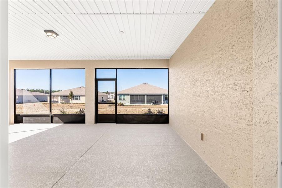 Exterior details and patio area of a home in , Ocala (Image 24).