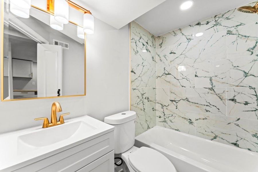 Furnished interior view inside a new home in , Atlanta (Image 17). Furnished interior view inside a new home in , Atlanta (Image 17).