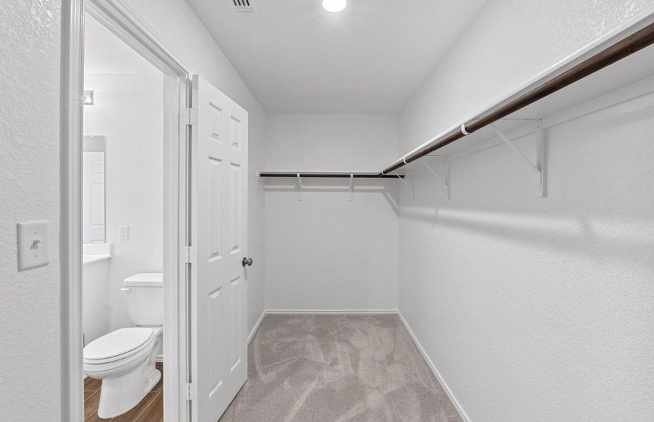 Spacious, unfurnished interior of a new home in Santa Rita Ranch, Liberty Hill (Image 17). Spacious, unfurnished interior of a new home in Santa Rita Ranch, Liberty Hill (Image 17).