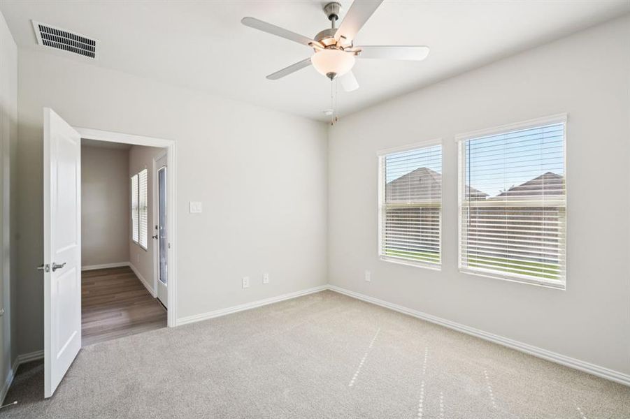 Photo is not of the actual home, but is an inspirational photo of builder’s model home and may depict options, furnishings, and/or decorator features that are not included. Photo is not of the actual home, but is an inspirational photo of builder’s model home and may depict options, furnishings, and/or decorator features that are not included.