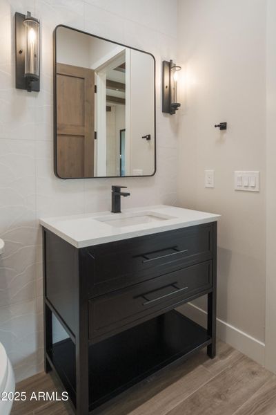 Powder Rm 7926 E Morning Vista Powder Rm 7926 E Morning Vista