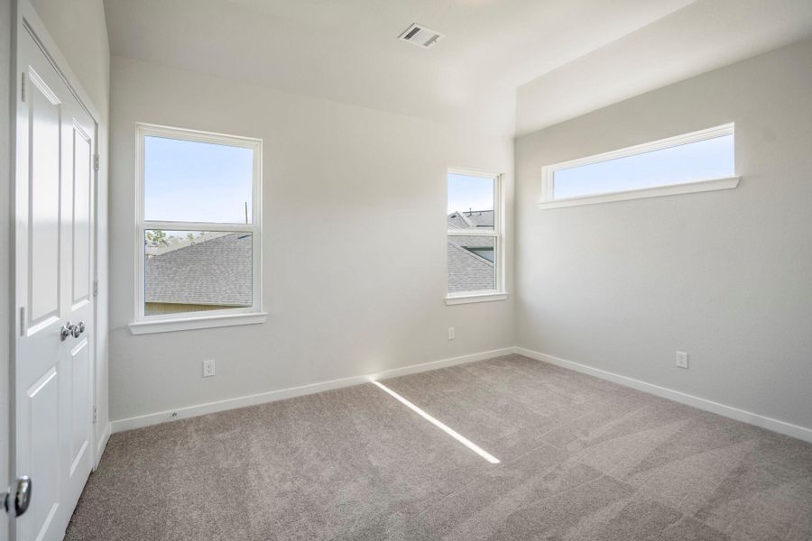 Spacious, unfurnished interior of a new home in ARTAVIA 55' Lots, Conroe (Image 37). Spacious, unfurnished interior of a new home in ARTAVIA 55' Lots, Conroe (Image 37).