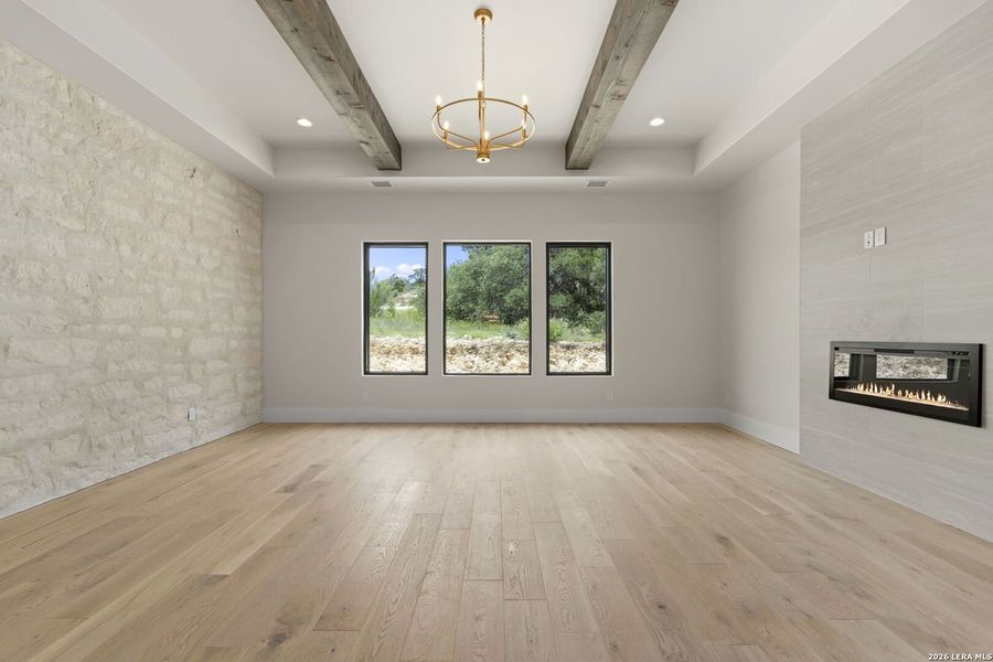 Spacious, unfurnished interior of a new home in , San Antonio (Image 28).