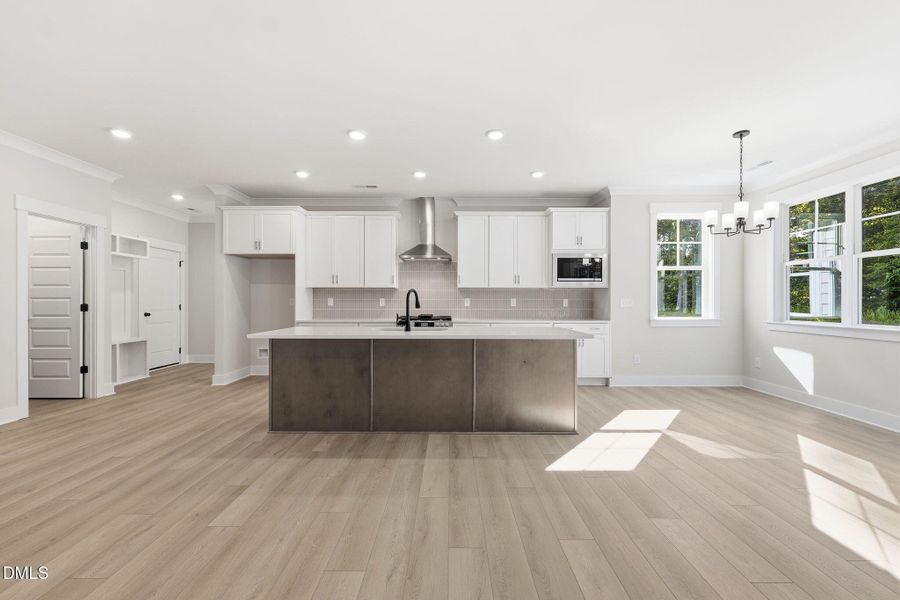 22-web-or-mls-_2109699