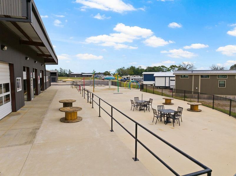Community amenities in , Mount Pleasant (Image 15).