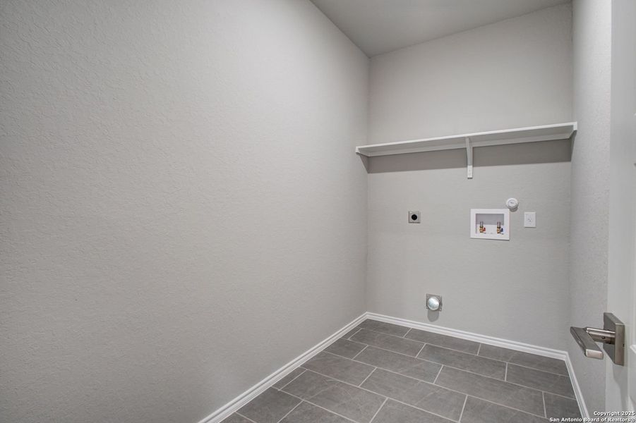 Image 47 of a home in Hickory Ridge.