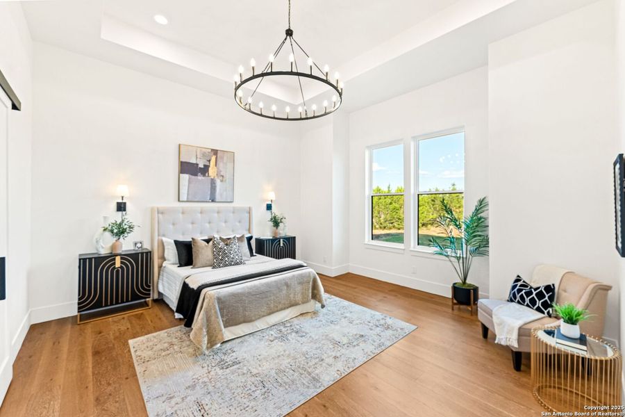 Furnished interior view inside a new home in , Bandera (Image 36).