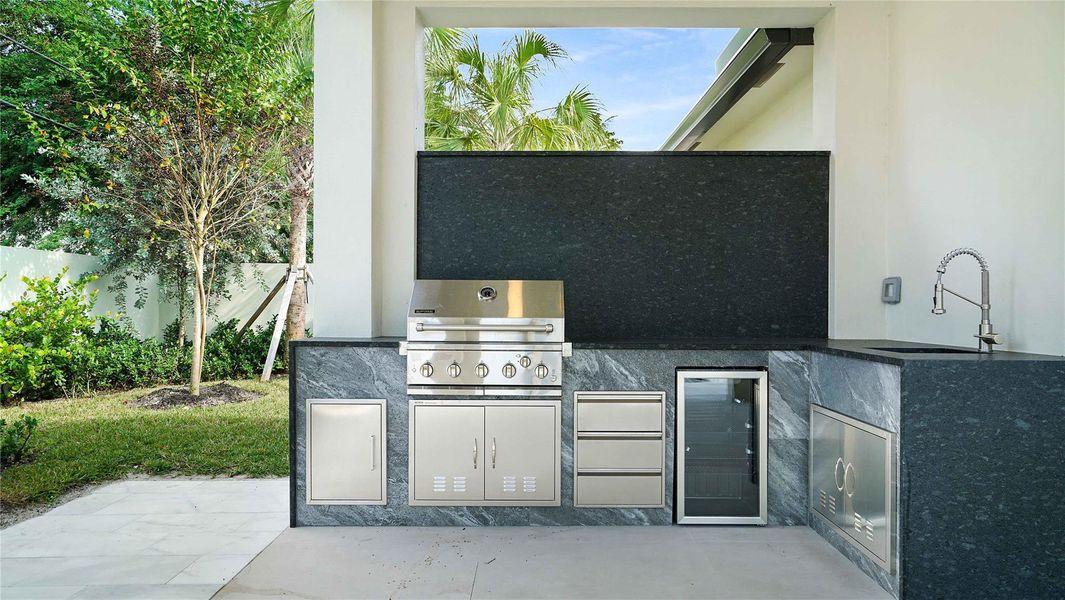 Exterior details and patio area of a home in , Wilton Manors (Image 21). Exterior details and patio area of a home in , Wilton Manors (Image 21).