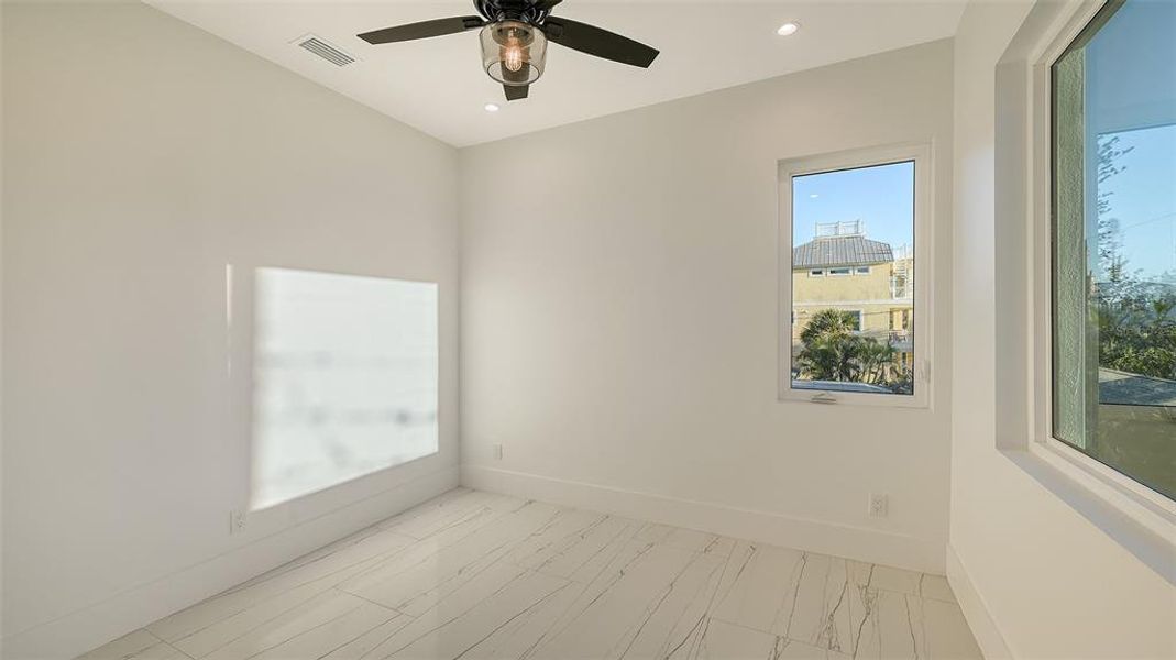 Spacious, unfurnished interior of a new home in , Englewood (Image 22).