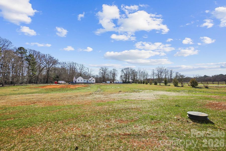 Natural landscape and outdoor views near Lancaster Hwy in Waxhaw (Image 43).