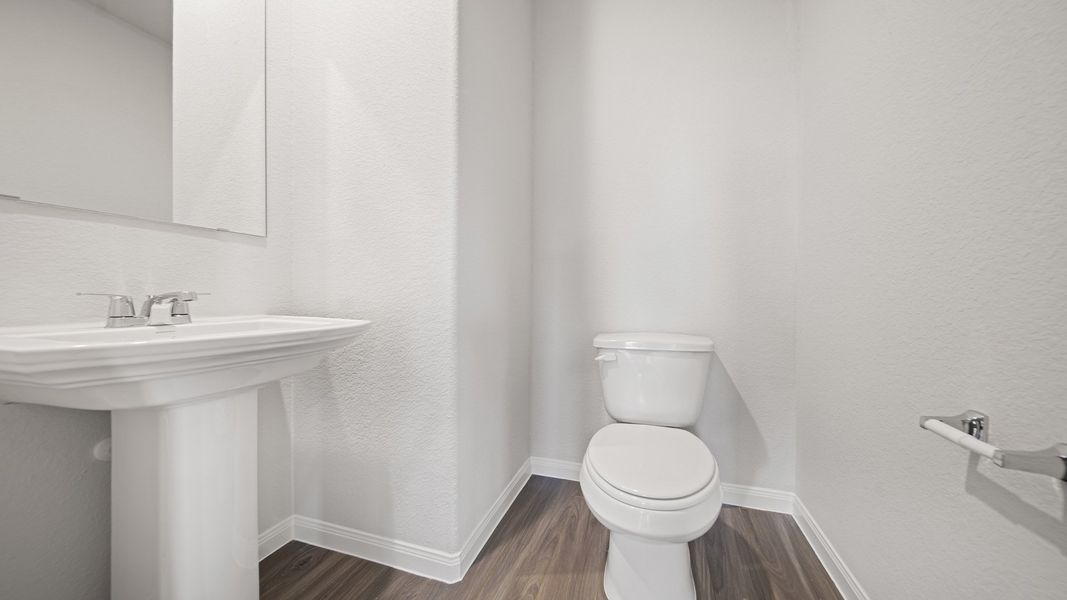 Representative furnished interior of a home built from the The Summit by Legend Homes in Bluestem, Brookshire (Image 9).