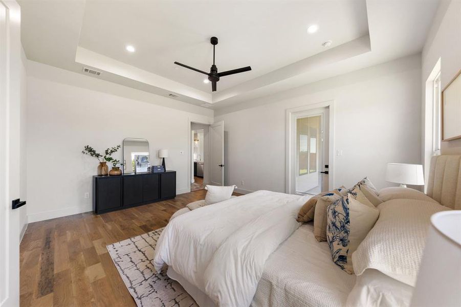 Furnished interior view inside a new home in , Red Oak (Image 14).