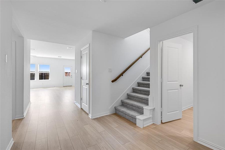 Image 33 of a home in River Ridge.