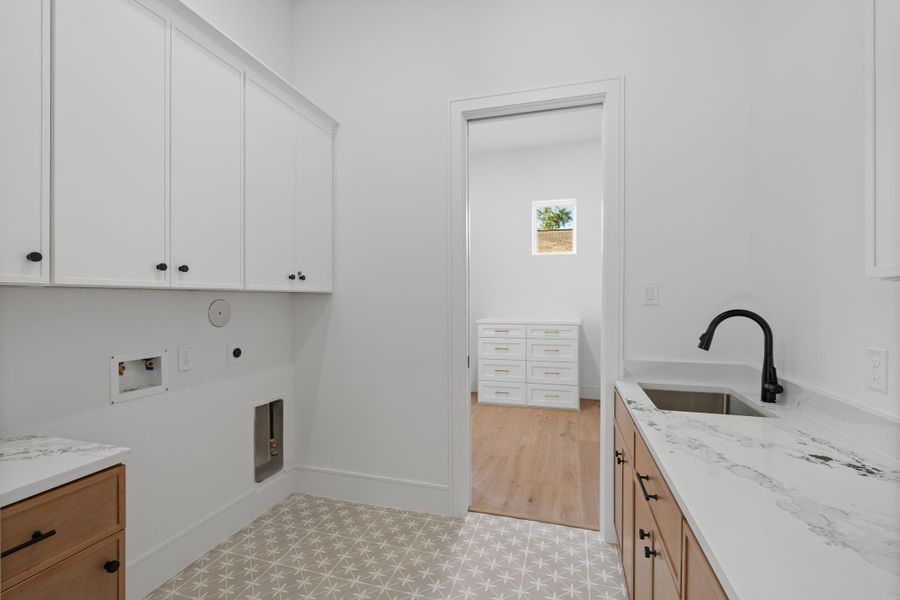 Furnished interior view inside a new home in , Houston (Image 6).