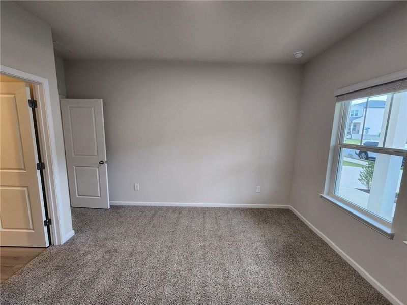Spacious, unfurnished interior of a new home in The Oaks at Dawson, Dawsonville (Image 31). Spacious, unfurnished interior of a new home in The Oaks at Dawson, Dawsonville (Image 31).
