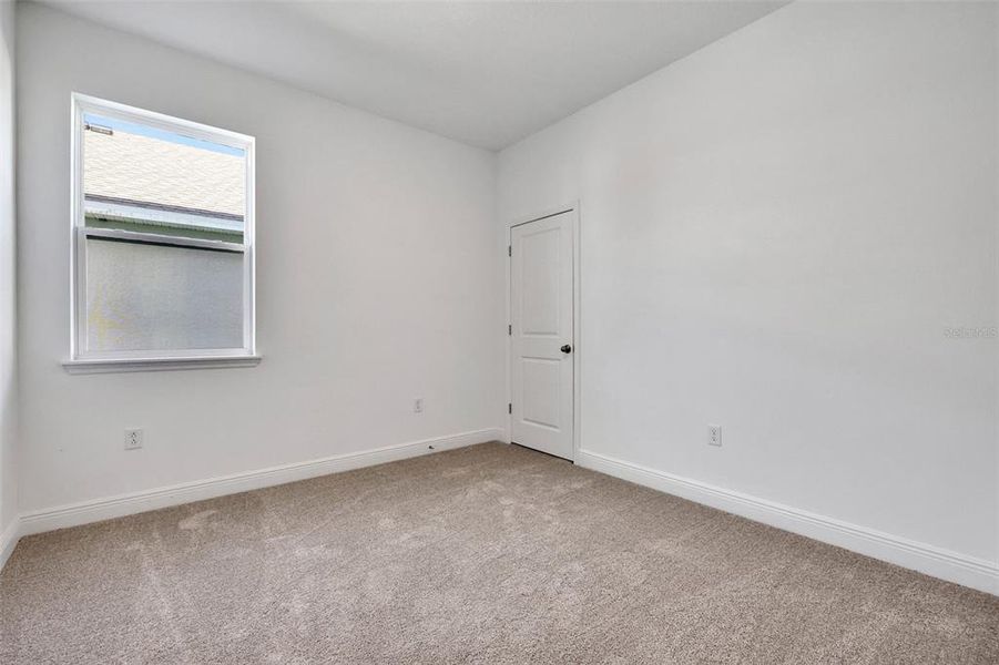 Spacious, unfurnished interior of a new home in Crossroads at Kelly Park, Apopka (Image 28).