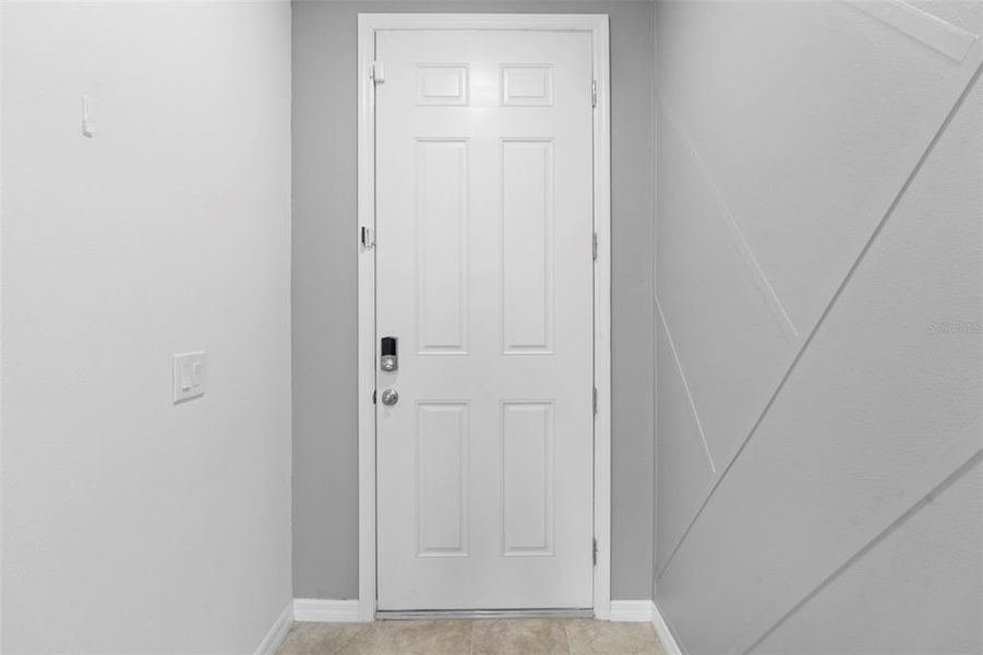 Spacious, unfurnished interior of a new home in Deer Run at Crosswinds, Davenport (Image 22).