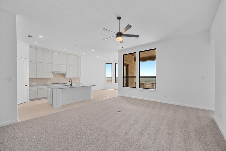 Image 19 of a home in Lakeside at Tessera on Lake Travis.