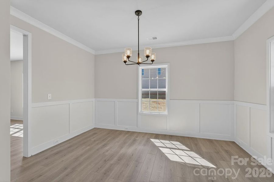 Spacious, unfurnished interior of a new home in Northlake, Statesville (Image 9).