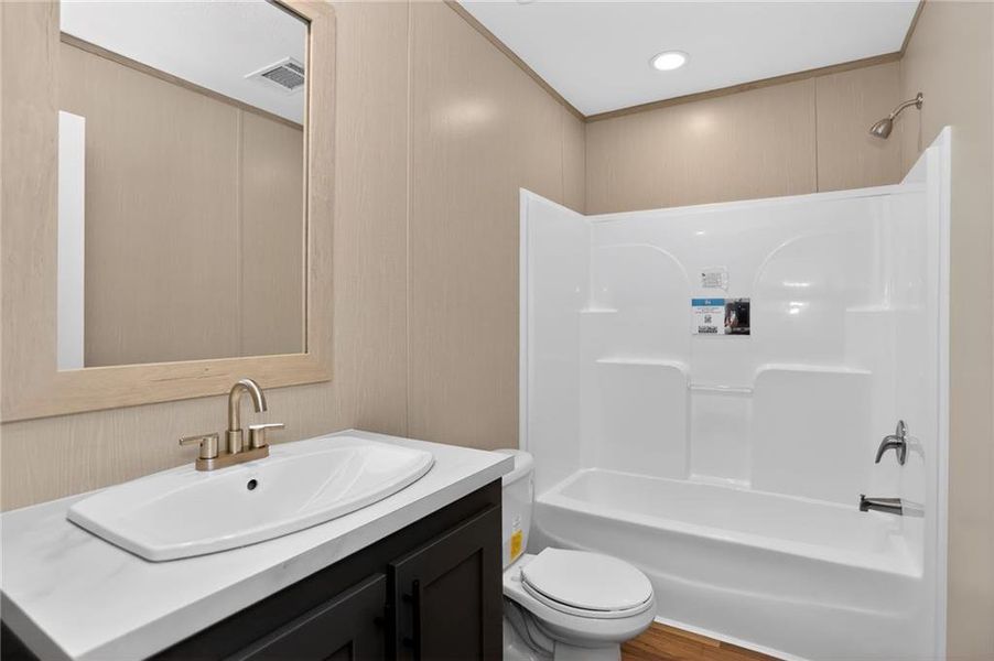 Furnished interior view inside a new home in , Jasper (Image 6).