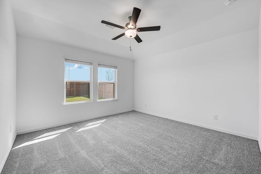 Spacious, unfurnished interior of a new home in Parks at Foster Crossing, Anna (Image 20).