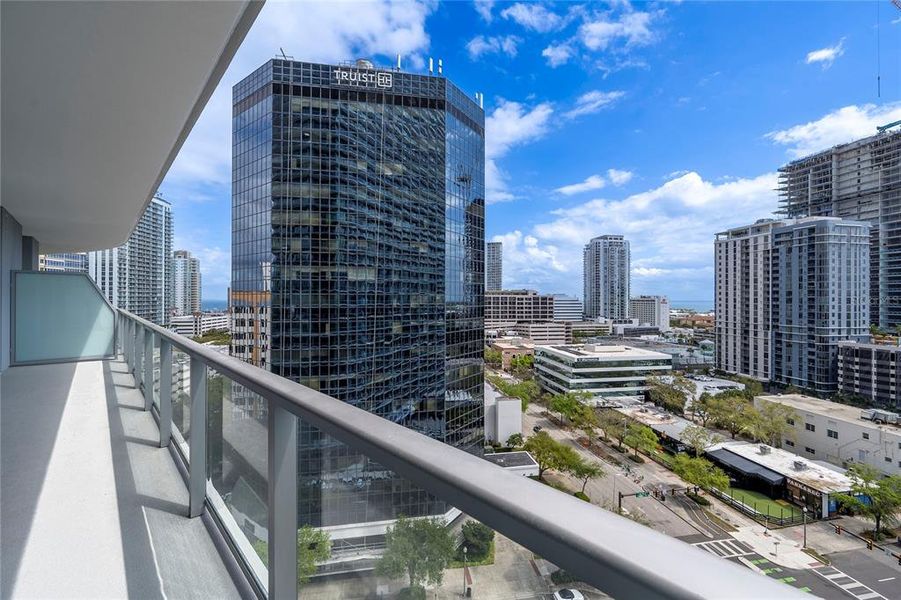 Condo located in St. Petersburg, FL showcasing its design and architecture (Image 36). Condo located in St. Petersburg, FL showcasing its design and architecture (Image 36).