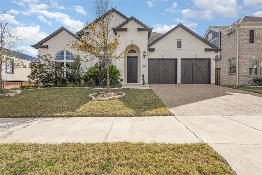 Image 16 of a home in Edgewater.