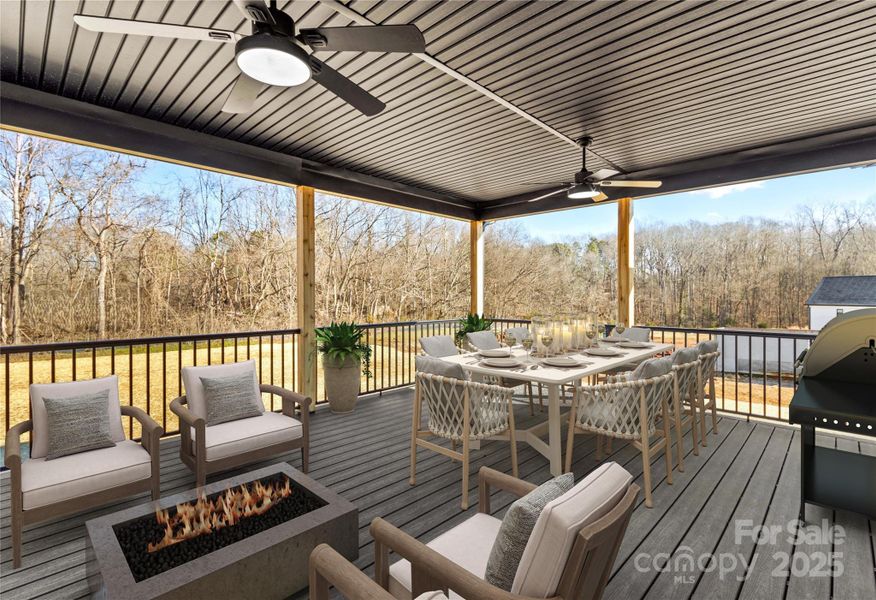 Wow! HUGE Deck on back with trex floor & aluminum railing (20 x 16 ft.)