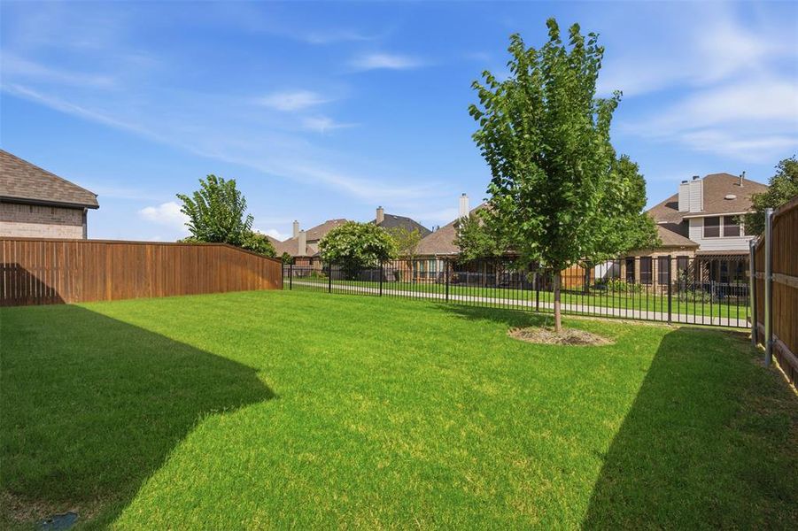 Exterior details and patio area of a home in Devonshire, Forney (Image 3).