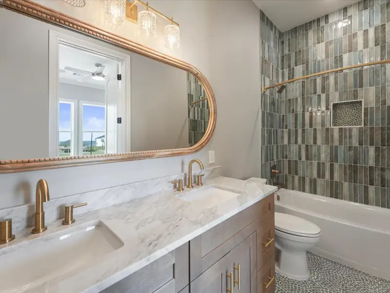 Furnished interior view inside a new home in , Freeport (Image 5).