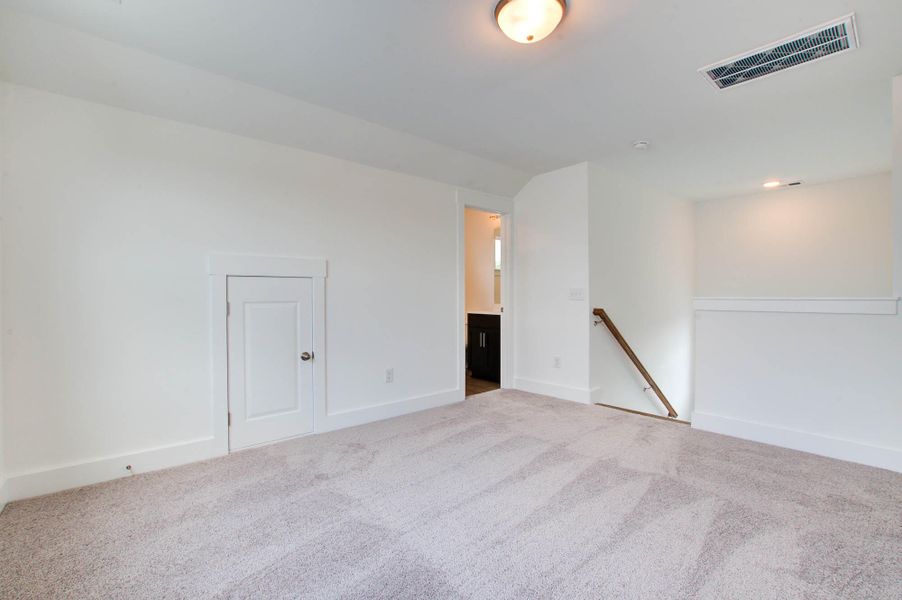 Spacious, unfurnished interior of a new home in Midtown at Nexton, Summerville (Image 15). Spacious, unfurnished interior of a new home in Midtown at Nexton, Summerville (Image 15).