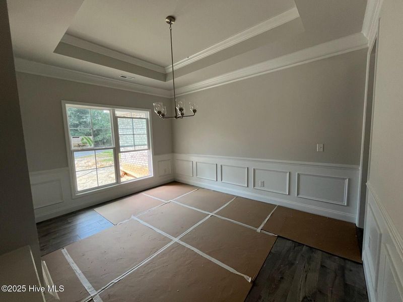 Spacious, unfurnished interior of a new home in Palmetto Creek, Bolivia (Image 5).