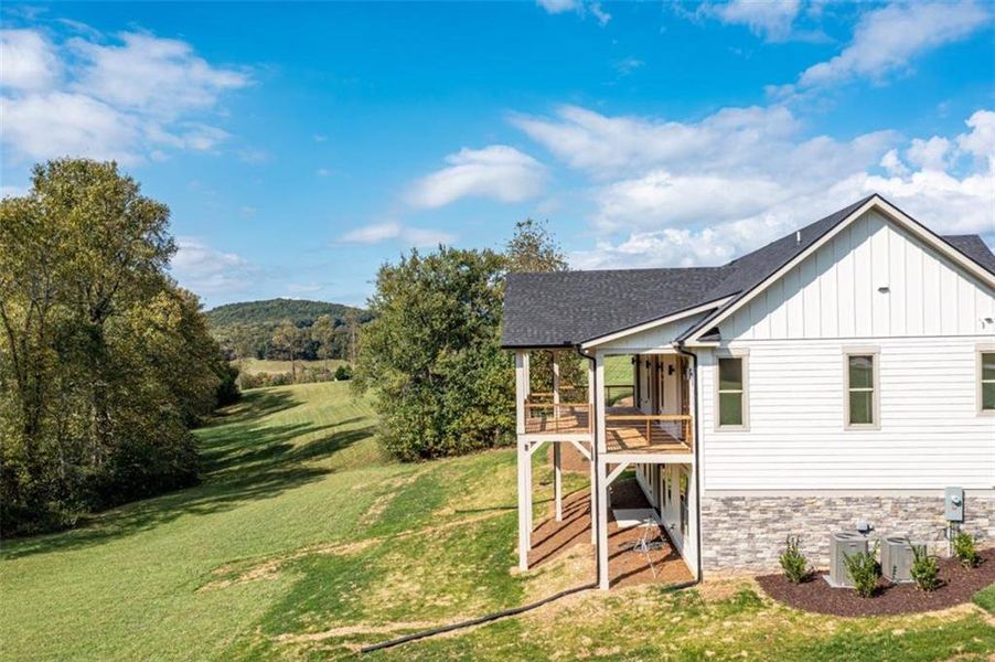 Exterior details and patio area of a home in , Blairsville (Image 52).