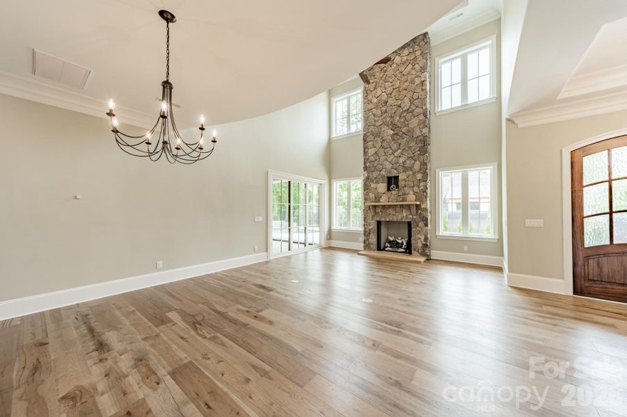 Spacious, unfurnished interior of a new home in , Belmont (Image 21).