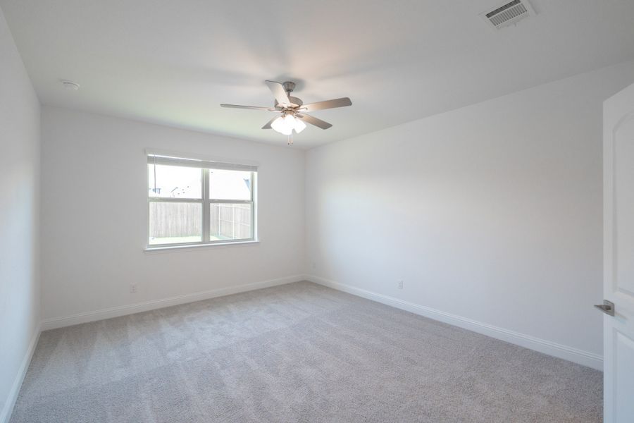 Spacious, unfurnished interior of a new home in Valencia on the Lake, Little Elm (Image 21). Spacious, unfurnished interior of a new home in Valencia on the Lake, Little Elm (Image 21).