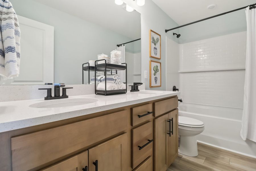 Representative furnished interior of a home built from the Makenzie II by Great Southern Homes in Peachtree Hills, Lexington (Image 66).