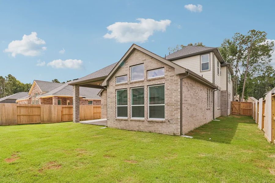 Exterior details and patio area of a home in Parkside on the River, Georgetown (Image 21).