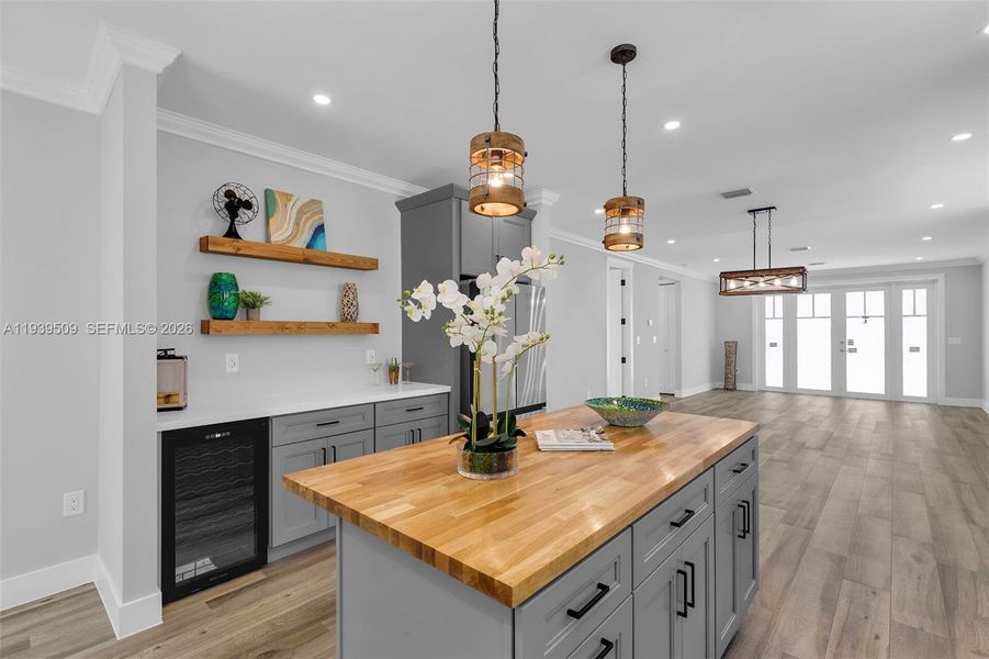 Furnished interior view inside a new home in , Key Largo (Image 14).