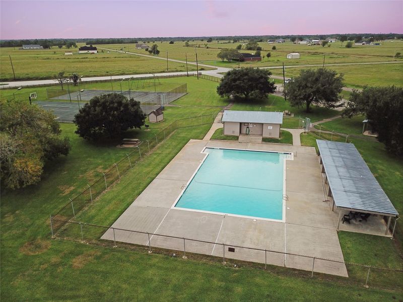 Community amenities in , Angleton (Image 25). Community amenities in , Angleton (Image 25).