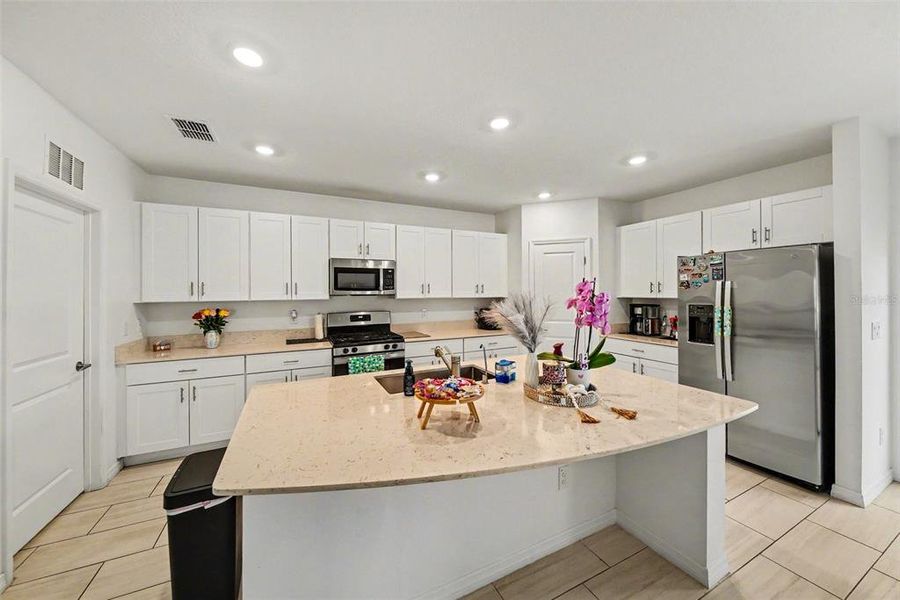 Furnished interior view inside a new home in Two Rivers, Zephyrhills (Image 9).