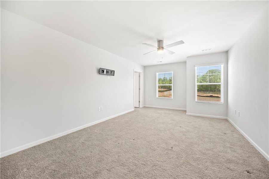 Spacious, unfurnished interior of a new home in , Flowery Branch (Image 25).