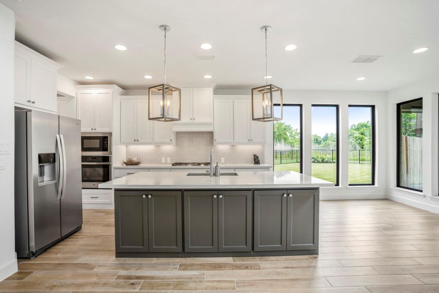 Furnished interior view inside a new home in Fulbrook on Fulshear Creek, Fulshear (Image 15).