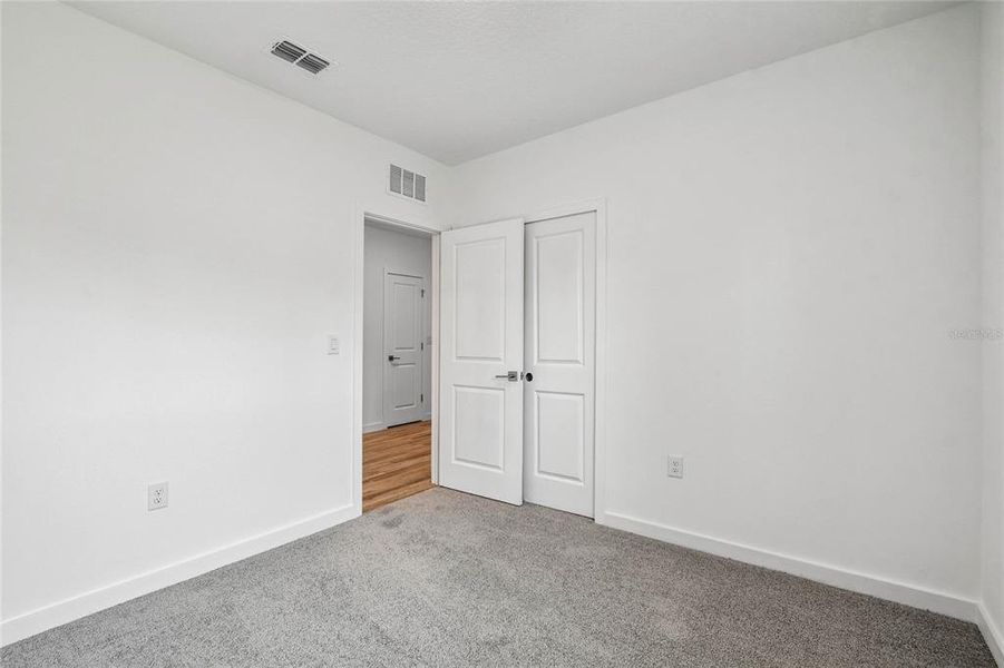 Spacious, unfurnished interior of a new home in , Citrus Springs (Image 17).