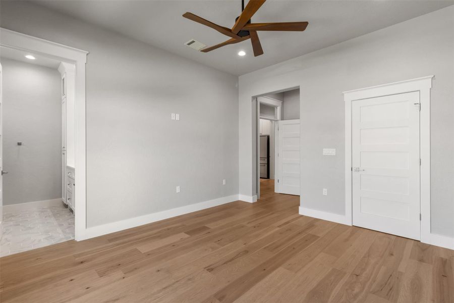 Spacious, unfurnished interior of a new home in , College Station (Image 34).