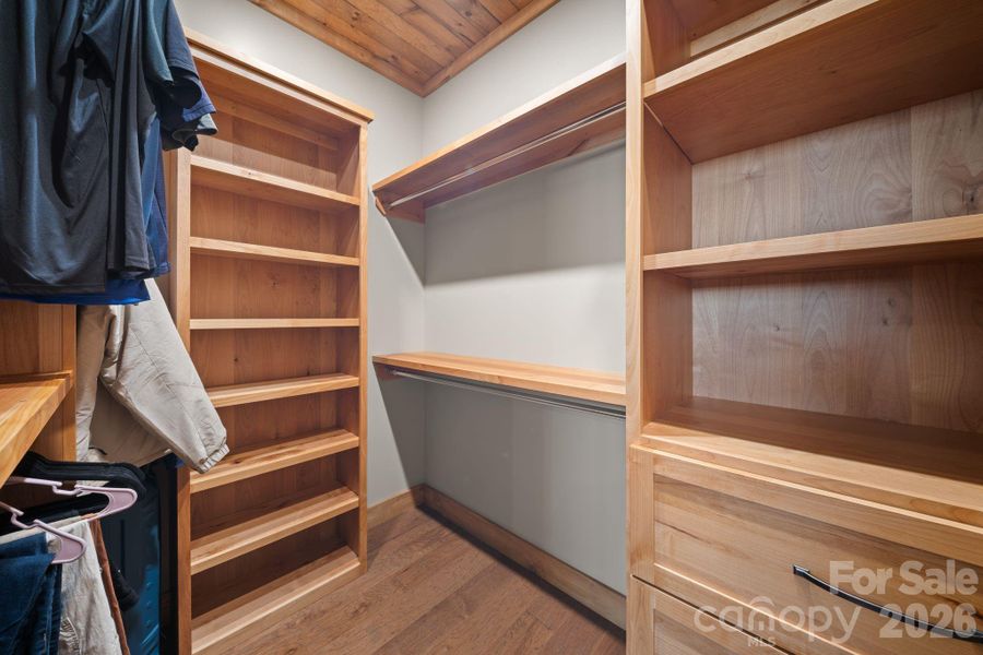 Close-up of interior finishes inside a home in , Burnsville (Image 17).