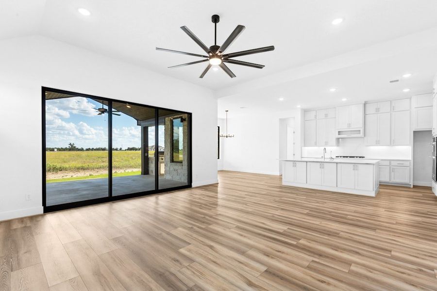 Spacious, unfurnished interior of a new home in Leander Estates, Leander (Image 16).