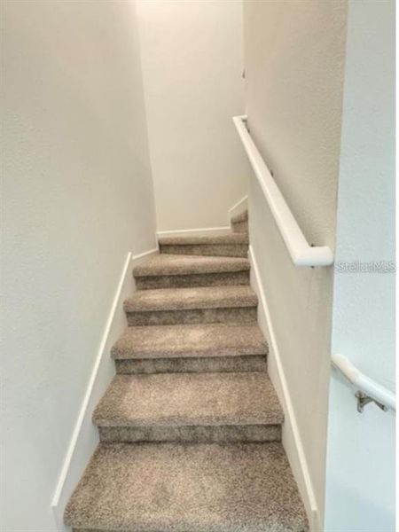 Spacious, unfurnished interior of a new home in , Davenport (Image 13).