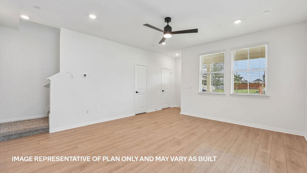 Spacious, unfurnished interior of a new home in Avery Centre, Round Rock (Image 24).